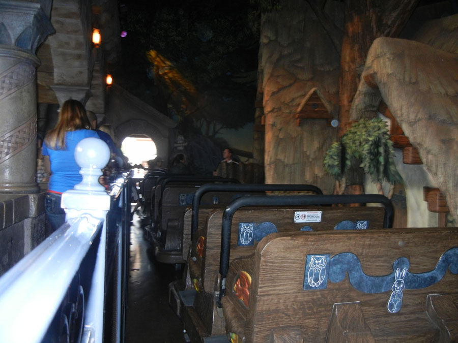 Disneyland Snow White's Scary Adventure Picture